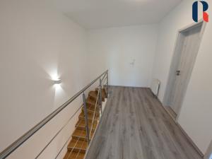 Pronájem bytu 4+kk, Praha - Michle, V dolině, 107 m2