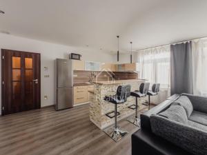 Pronájem bytu 2+kk, Hradec Králové, Okružní, 57 m2