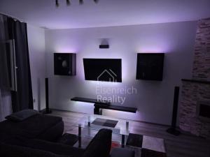 Pronájem bytu 2+kk, Hradec Králové, Okružní, 57 m2