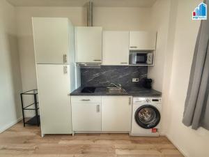 Pronájem bytu 2+kk, Plzeň, Kotkova, 43 m2