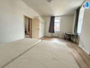 Pronájem bytu 2+kk, Plzeň, Kotkova, 43 m2