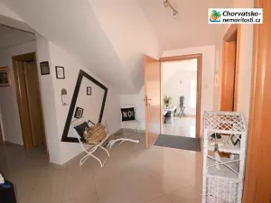 Prodej bytu 2+kk, Novi Vinodolski, Chorvatsko, 126 m2