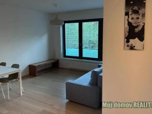 Pronájem bytu 2+kk, Praha - Strašnice, Mrštíkova, 52 m2