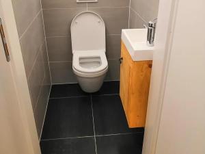 Pronájem bytu 2+kk, Praha - Strašnice, Mrštíkova, 52 m2