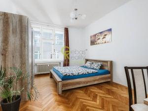 Pronájem bytu 2+1, Praha - Nové Město, Ve Smečkách, 60 m2