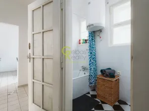 Pronájem bytu 2+1, Praha - Nové Město, Ve Smečkách, 60 m2