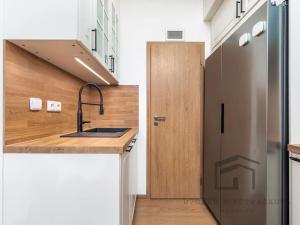 Pronájem bytu 2+kk, Praha - Hostivař, Fojtova, 50 m2