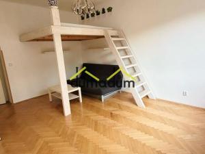 Pronájem bytu 1+1, Praha, Vrchlického, 44 m2