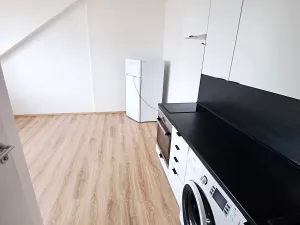 Pronájem bytu 2+kk, Praha - Zličín, Strojírenská, 43 m2