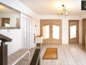 Prodej rodinného domu, Karlovy Vary, Sopečná, 350 m2