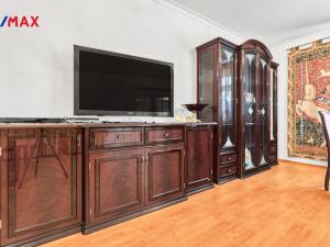 Prodej bytu 3+1, Karlovy Vary, Raisova, 118 m2