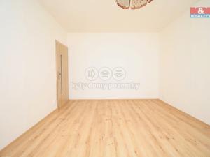 Pronájem bytu 1+1, Hradec Králové - Nový Hradec Králové, Prostějovská, 38 m2