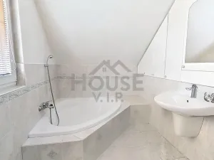 Prodej vícegeneračního domu, Hýskov, Prostřední, 239 m2