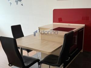 Pronájem bytu 2+kk, Praha, Podkovářská, 52 m2