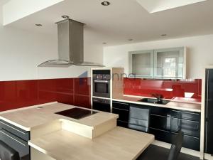 Pronájem bytu 2+kk, Praha, Podkovářská, 52 m2