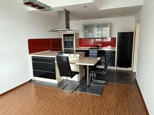 Pronájem bytu 2+kk, Praha, Podkovářská, 52 m2