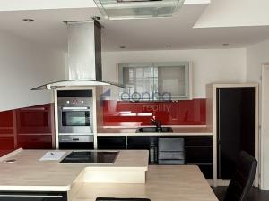Pronájem bytu 2+kk, Praha, Podkovářská, 52 m2