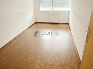 Pronájem bytu 2+kk, Praha, Podkovářská, 52 m2