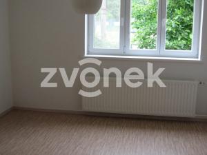 Pronájem bytu 2+1, Zlín - Kostelec, Lešenská, 75 m2