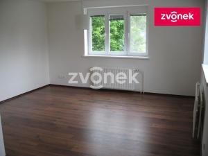 Pronájem bytu 2+1, Zlín - Kostelec, Lešenská, 75 m2