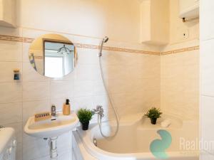 Prodej činžovního domu, České Budějovice, Komenského, 240 m2