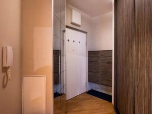 Prodej bytu 2+kk, Praha - Kyje, Pelušková, 42 m2