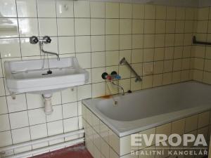 Prodej rodinného domu, Levínská Olešnice - Žďár, 217 m2