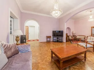 Prodej bytu 4+1, Praha - Vinohrady, Uruguayská, 165 m2