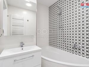 Prodej bytu 3+1, Libouchec, 63 m2