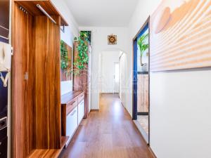 Pronájem bytu 3+1, Praha - Radotín, náměstí Osvoboditelů, 80 m2