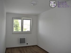 Prodej bytu 3+1, Bernartice, V zahrádce, 57 m2