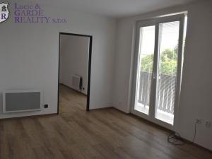 Prodej bytu 3+1, Bernartice, V zahrádce, 57 m2