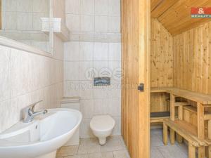 Prodej rodinného domu, Krakovany, 780 m2