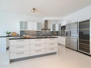 Pronájem bytu 3+kk, Praha - Karlín, Rohanské nábřeží, 128 m2