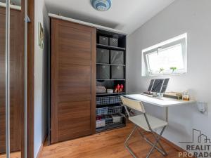 Prodej rodinného domu, Praha, Vačkářova, 216 m2