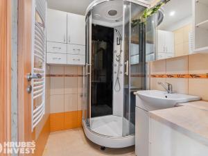 Pronájem bytu 4+1, Nové Město nad Metují, T. G. Masaryka, 70 m2