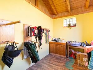 Prodej výrobních prostor, Ponědrážka, 165 m2