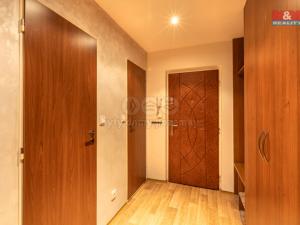 Prodej bytu 2+kk, Kladno - Kročehlavy, Benešovská, 40 m2