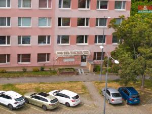 Prodej bytu 2+kk, Kladno - Kročehlavy, Benešovská, 40 m2