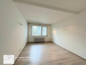 Pronájem bytu 2+1, Vrbno pod Pradědem, nám. Sv. Michala, 59 m2