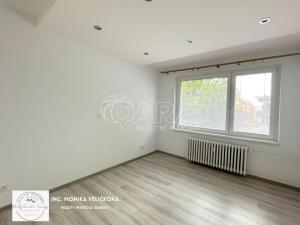 Pronájem bytu 2+1, Vrbno pod Pradědem, nám. Sv. Michala, 59 m2