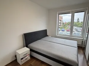 Pronájem bytu 2+kk, Hradec Králové, Václavkova, 54 m2