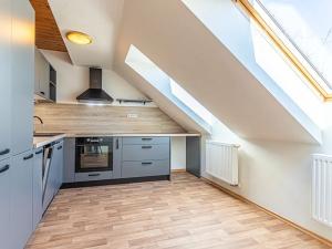 Prodej bytu 2+1, České Budějovice, Lidická tř., 76 m2
