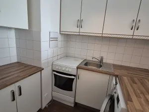 Prodej bytu 2+kk, Kladno, Holandská, 40 m2