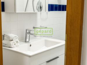 Prodej bytu 2+kk, Praha, Mráčkova, 42 m2