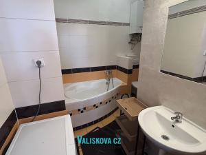 Prodej bytu 2+kk, Kroměříž, Tylova, 60 m2