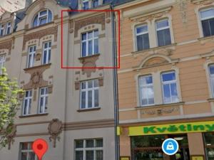Prodej bytu 2+1, Karlovy Vary - Rybáře, nám. 17. listopadu, 65 m2