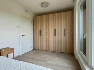 Pronájem bytu 2+kk, Praha, Výstavní, 55 m2