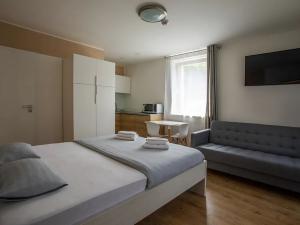 Prodej apartmánu, Pec pod Sněžkou, 319 m2