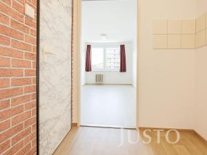 Pronájem bytu 1+kk, Ústí nad Labem - Krásné Březno, Rozcestí, 26 m2